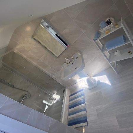 Seaclusion Barna Otel Barna  Dış mekan fotoğraf